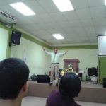 Pastor Arturo Clunie predicando la palabra de Dios